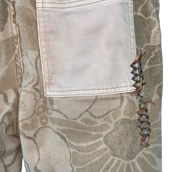 Anthropologie Pilcro The Camp Wanderer Patchwork Jeans Embroidered Boho 29 - Picture 7 of 16